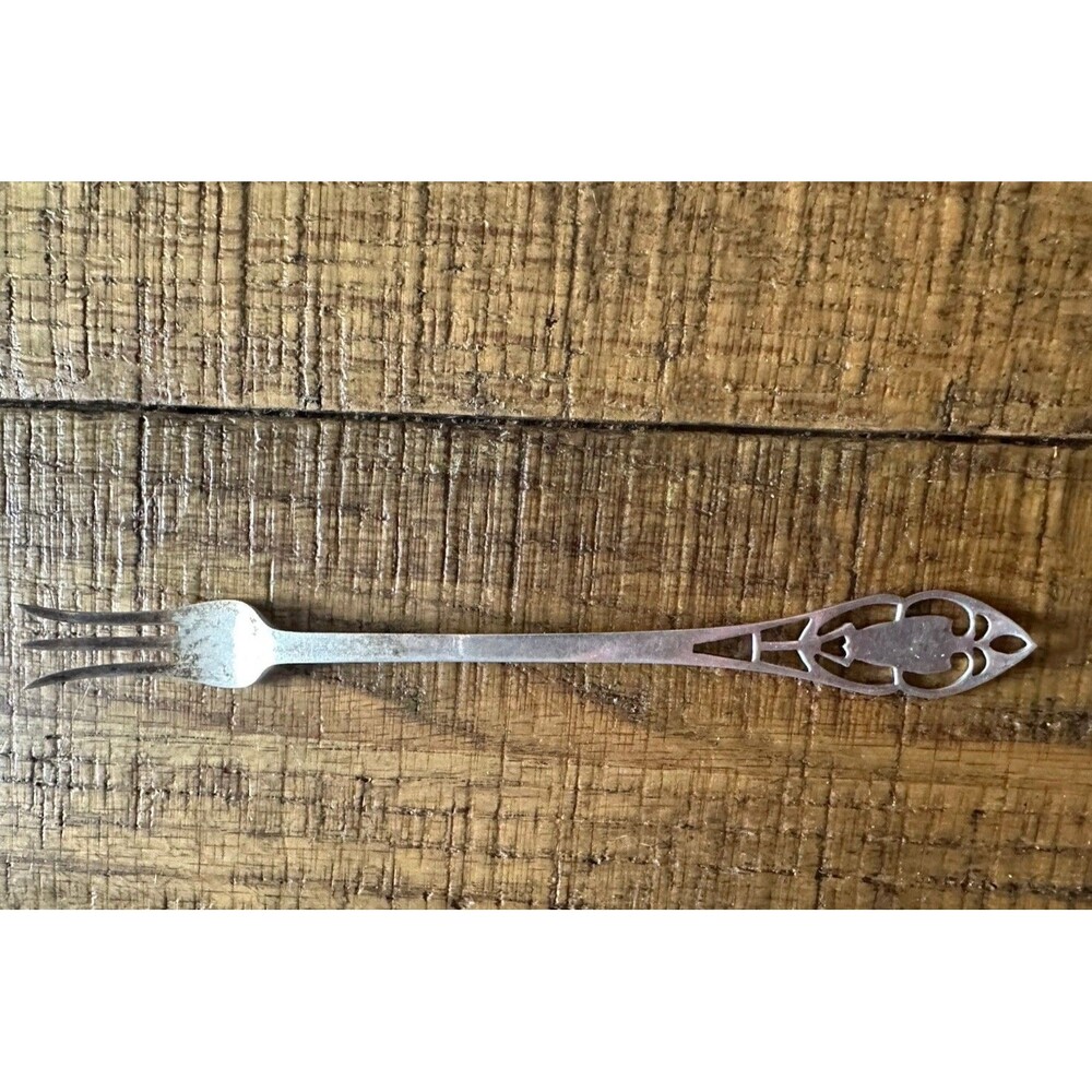 Webster & Co Sterling Silver Art Nouveau Cocktail Lemon Pickle Fork 4 7/8"